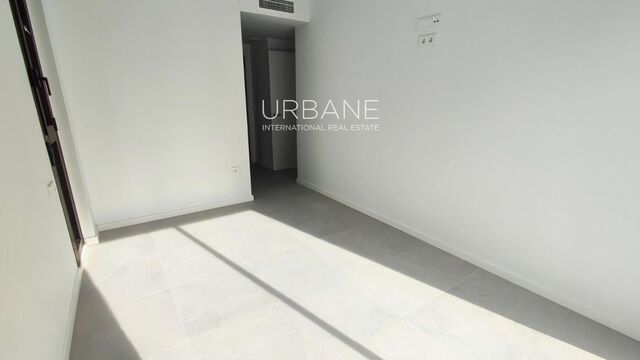 Casa de luxe a Finestrat amb 3 habitacions, 2 banys, piscina privada, terrassa i jardí amb serveis comunitaris