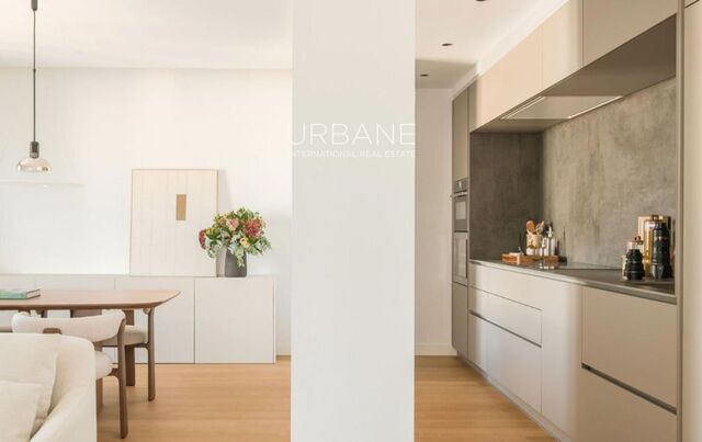 “Ático de Lujo en el Corazón de Barcelona con Vistas Panorámicas”