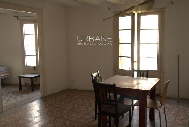Oportunidad única con gran terraza en Ciutat Vella – 146 m² + 56 m² en Carrer de Ferran