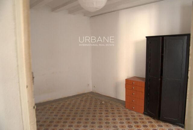 Oportunidad única con gran terraza en Ciutat Vella – 146 m² + 56 m² en Carrer de Ferran