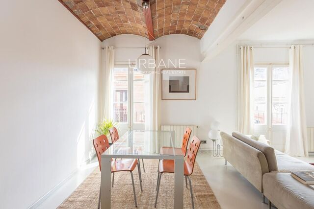 Sonniges Eck-Penthouse mit privater Terrasse im Gotischen Viertel