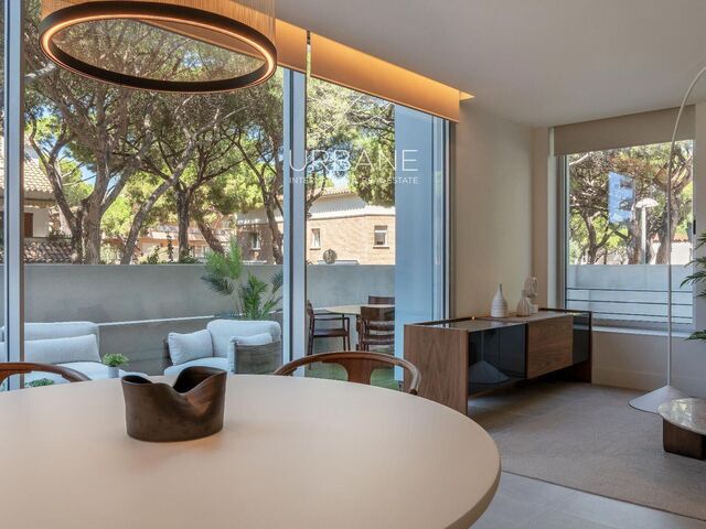 Appartement d'Architecte Face à la Mer sur la Costa Brava – 132 m² | 2 Chambres | Terrasse Privée | Ricardo Bofill