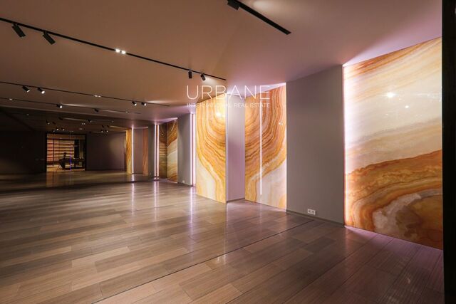 Vila de luxe de 5 llits a primera línia de golf a una hora de Barcelona