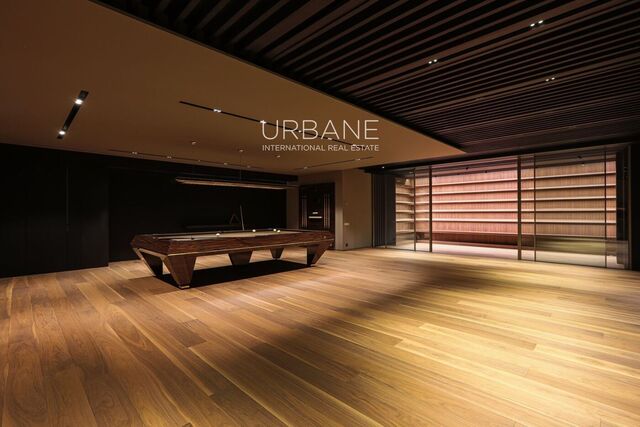 Vila de luxe de 5 llits a primera línia de golf a una hora de Barcelona