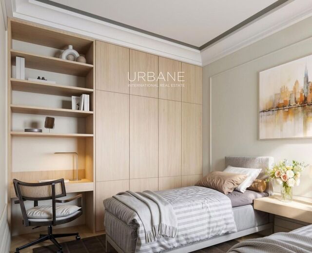 Luxury 4-bedroom apartment on VIA Augusta, 128m2 &amp; parking possibility