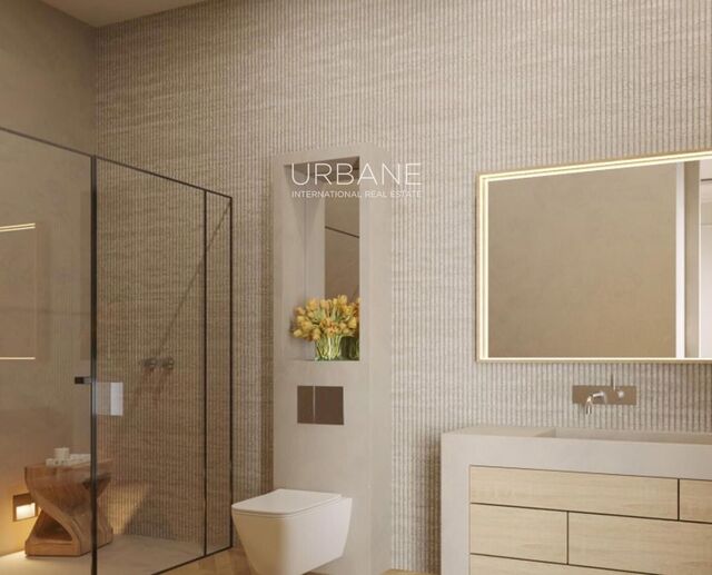 Luxury 4-bedroom apartment on VIA Augusta, 128m2 &amp; parking possibility