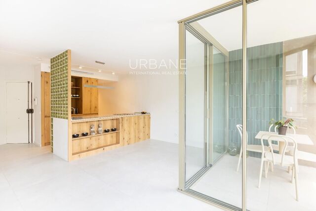 Apartamento 3 Dormitorios Renovado 2026 Sant Antoni Barcelona con Terraza Privada