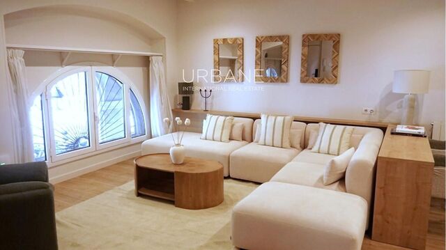 Apartamento de Lujo de 2 Dormitorios con Piscina en la Azotea y Vistas al Mar en Ribera, Ciutat Vella