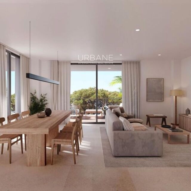 Residencia mediterránea premium de 3 dormitorios con terraza privada | Campo de golf galardonado, piscinas, alta gastronomía y 2 plazas de aparcamiento