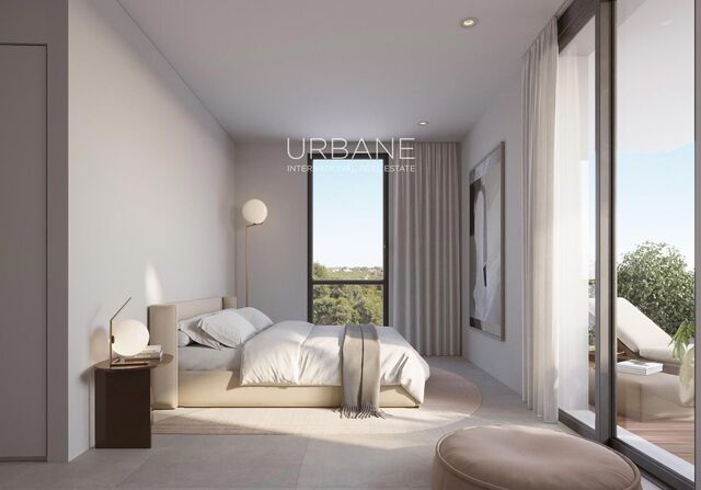 Lujoso Apartamento de 3 Dormitorios en Resort con 2 Plazas de Aparcamiento | Golf Galardonado, Piscinas Impresionantes y Gastronomía Exquisita