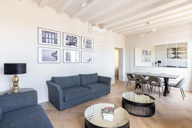 Elegancia histórica y lujo moderno en el corazón del barrio de la Ribera en Barcelona