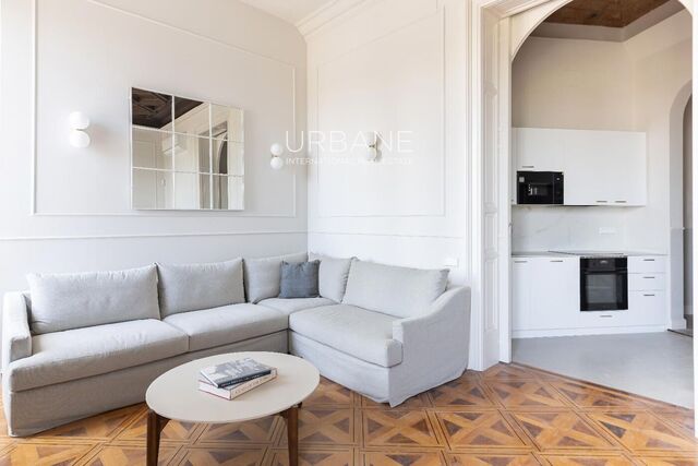 Elegancia Histórica y Lujo Moderno en el Corazón de Barcelona