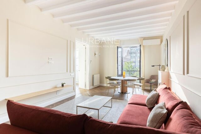 Lujoso Piso Histórico de 3 Hab. en Ciutat Vella | Piscina y Azotea