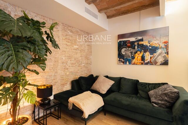 Piso de 3 Dormitorios con Terraza, Piscina y Exclusivas Zonas Comunes en Venta en Ciutat Vella