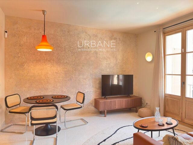 Apartamento de Diseño a Estrenar con Balcón Privado y Terraza en el Corazón de Barcelona