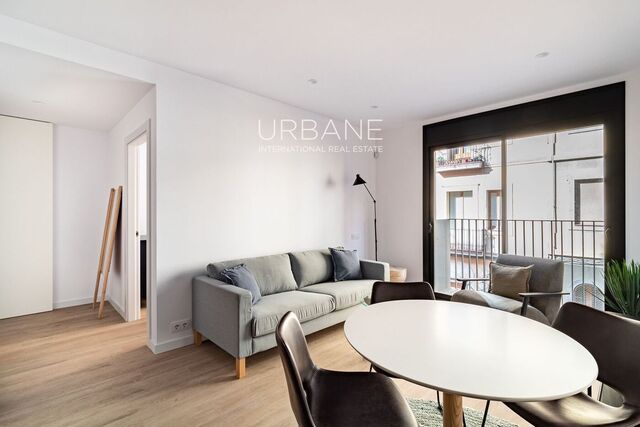Exclusivo Piso de Obra Nueva con 2 Dormitorios y Balcón en el Corazón de Poble Sec