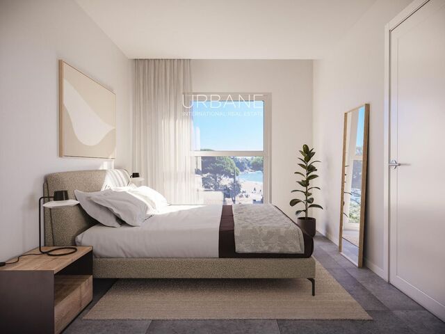 Apartamento en primera línea de mar de 2 habitaciones con jardín privado en Palamós | Vistas al mar en La Fosca Beach, Costa Brava