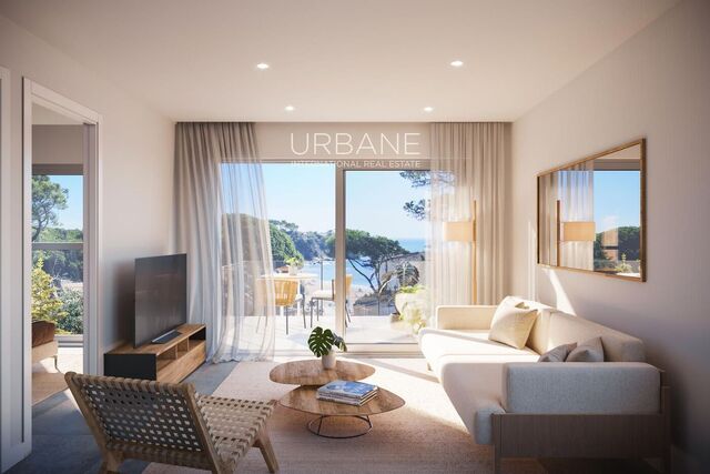 Apartamento en primera línea de mar de 2 habitaciones con jardín privado en Palamós | Vistas al mar en La Fosca Beach, Costa Brava