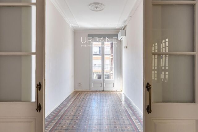 Espectacular vivienda señorial de 199 m² en pleno Quadrat d'Or de Barcelona
