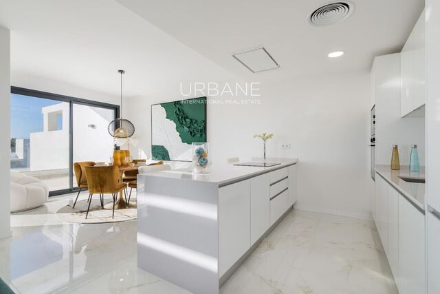 Ático de Obra Nueva de 3 Dormitorios en Venta en Estepona | Terraza de 66 m²