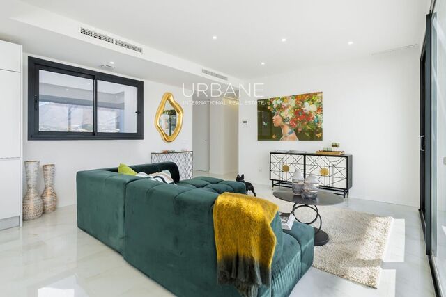 Ático de Obra Nueva de 3 Dormitorios en Venta en Estepona | Terraza de 66 m²