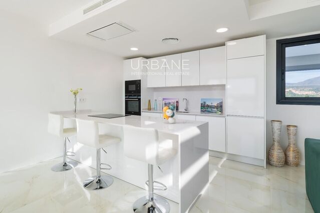 Ático de Obra Nueva de 3 Dormitorios en Venta en Estepona | Terraza de 66 m²