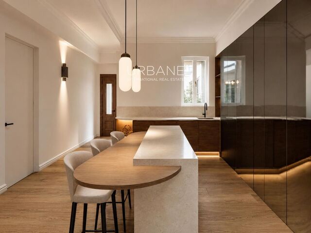 Apartamento de lujo de 4 dormitorios con terraza privada en venta en el Eixample, Barcelona