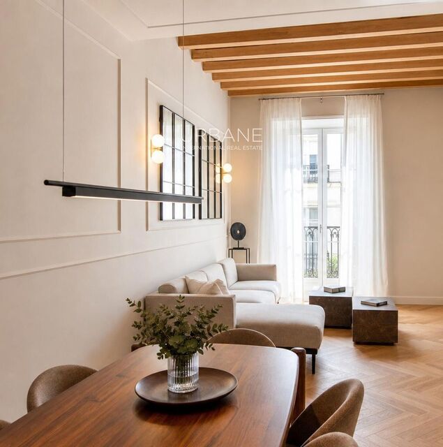 Luxury 2-Bedroom Apartment for Sale in Barcelona | Renovated, Furnished, Balconies & Rooftop Pool