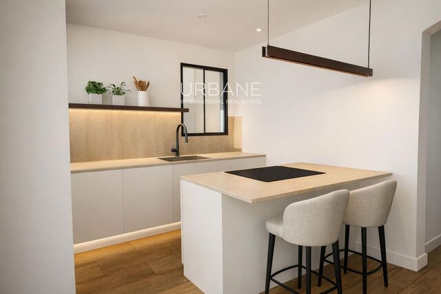 Apartamento reformado de 3 dormitorios con terrazas en Eixample Barcelona