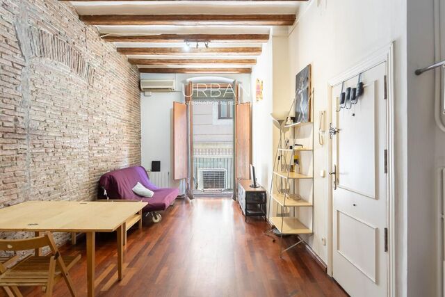 Lloguer temporal (només per a estades d'oci i culturals) | Apartament moblat de 2 habitacions al Barri Gòtic de Barcelona, a prop de Port Vell