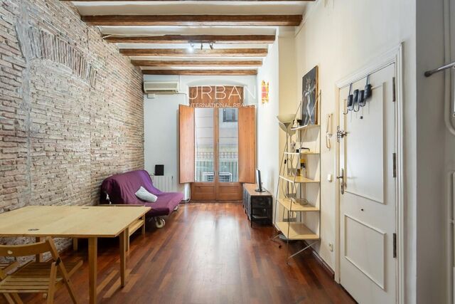 Lloguer temporal (només per a estades d'oci i culturals) | Apartament moblat de 2 habitacions al Barri Gòtic de Barcelona, a prop de Port Vell