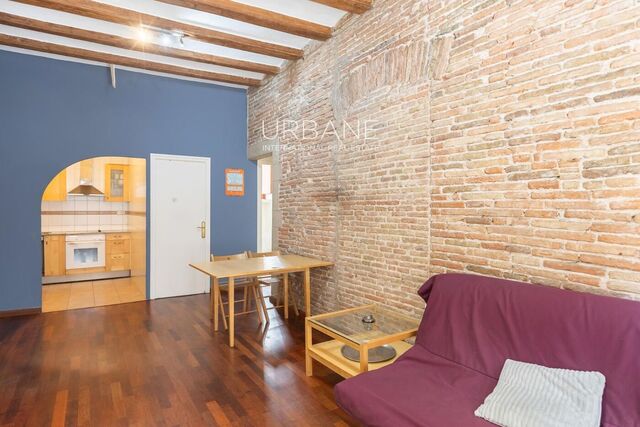 Lloguer temporal (només per a estades d'oci i culturals) | Apartament moblat de 2 habitacions al Barri Gòtic de Barcelona, a prop de Port Vell
