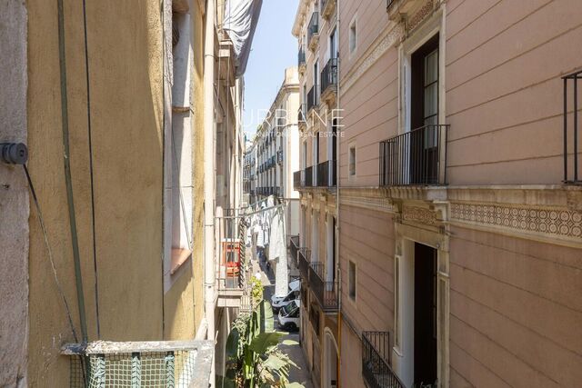 Lloguer temporal (només per a estades d'oci i culturals) | Apartament moblat de 2 habitacions al Barri Gòtic de Barcelona, a prop de Port Vell