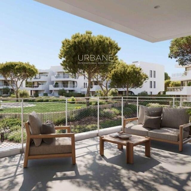 Residencia de lujo de 4 dormitorios con gran jardín privado en la Costa Dorada