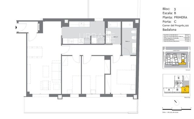 Exclusiva residencia de lujo en Badalona: Elegante apartamento con vistas al mar, amplia terraza y piscinas en la azotea