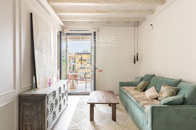 Apartamento de lujo de 3 dormitorios con terraza en venta en la Dreta de l'Eixample