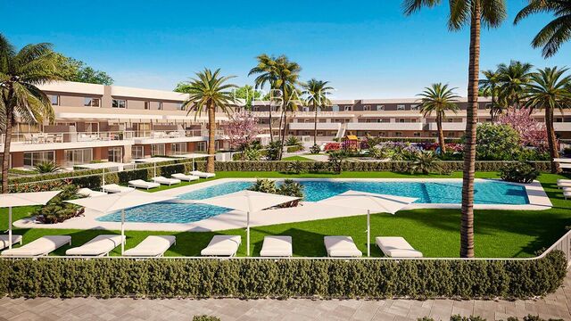Modern Ground Floor Apartment with Garden – Stylish Living in a Peaceful Golf Setting