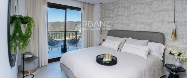 Apartamento moderno de tres habitaciones con terraza en entorno natural