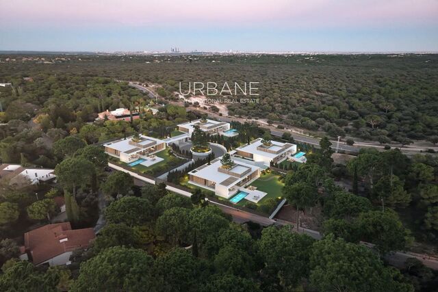 QHomes 4 — Дом 03: Роскошная вилла в Las Encinas, Боадилья-дель-Монте