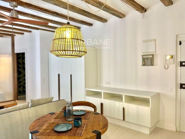 Apartamento totalmente reformado con vistas al mar en La Barceloneta