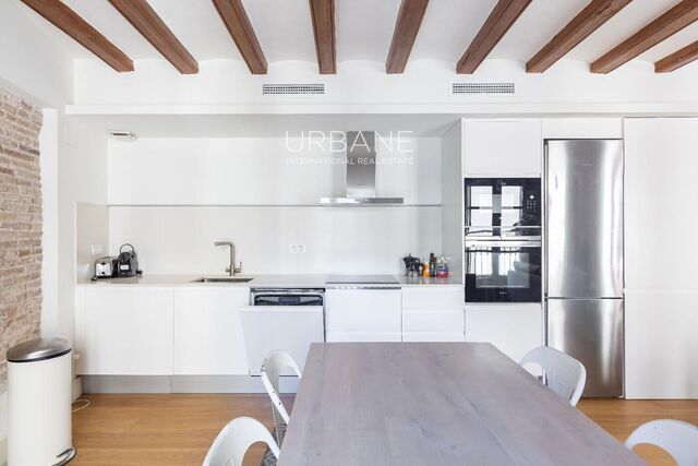 Apartament d'1 habitació reformat el 2023 — Centre de Barcelona, terrat comunitari