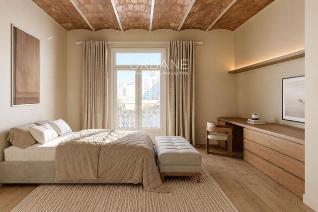 Elegante vivienda modernizada en una finca regia clásica