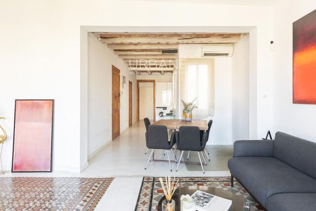 Ático con encanto en el Quadrant d'Or con vistas a la Sagrada Família y al mar