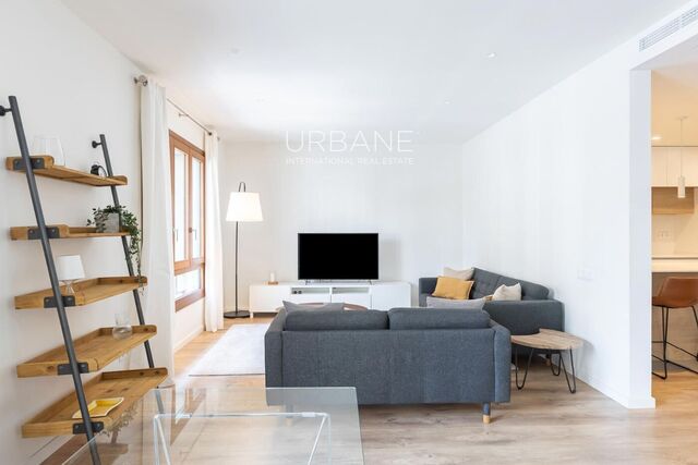 Superbe appartement d'angle rénové sur Via Laietana