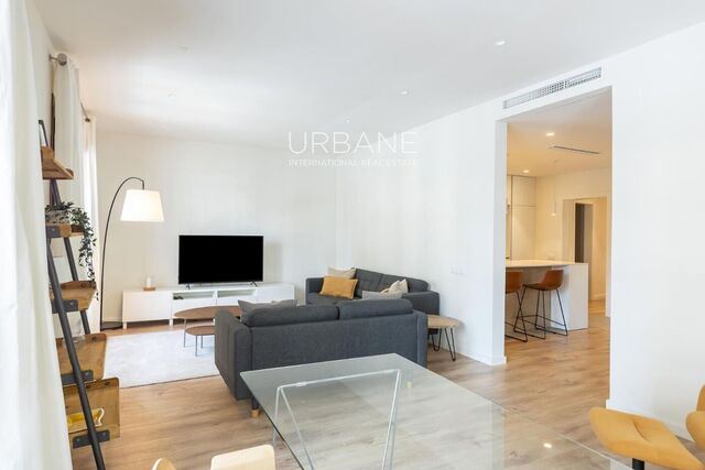 Superbe appartement d'angle rénové sur Via Laietana
