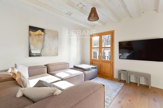 Exclusiu apartament de 2 dormitoris al Carrer Trafalgar, Eixample Dret – Lloguer temporal vacacional