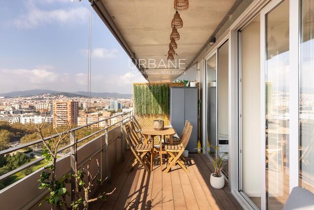 Vivir sobre el Mediterráneo: piso en planta 16 con vistas al mar en Diagonal Mar