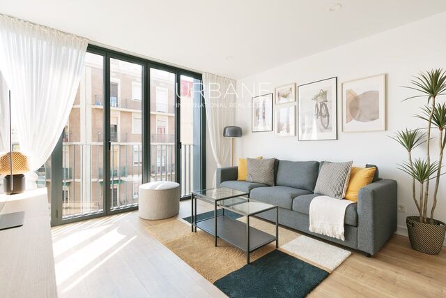 Sagrada Living: Modern Comfort in the Heart of Barcelona's Eixample