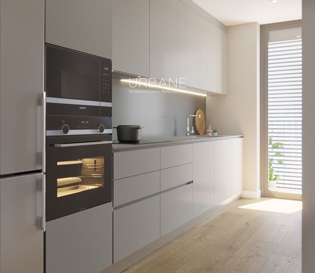 Erdgeschoss, 3-Zimmer-Duplex mit 53 m² Privatterrasse zum Verkauf in El Guinardó