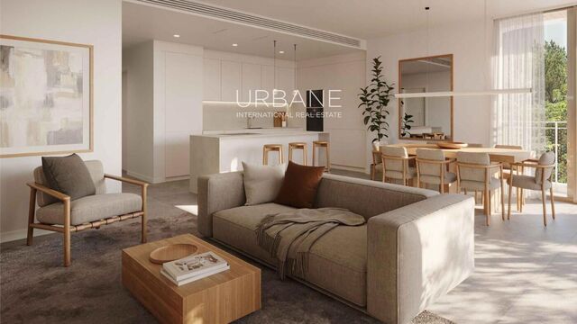 Magnífico Apartamento de 3 Dormitorios en Venta en Golf Resort de Salou – Vista al Mar y Piscina Comunitaria